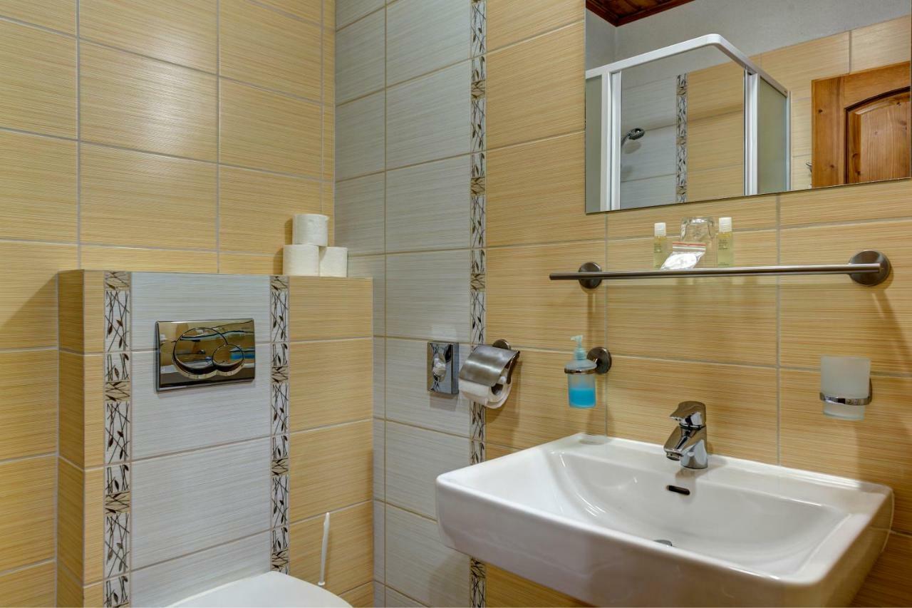 Hotel Strachanovka - Janska Koliba Liptovský Ján Buitenkant foto